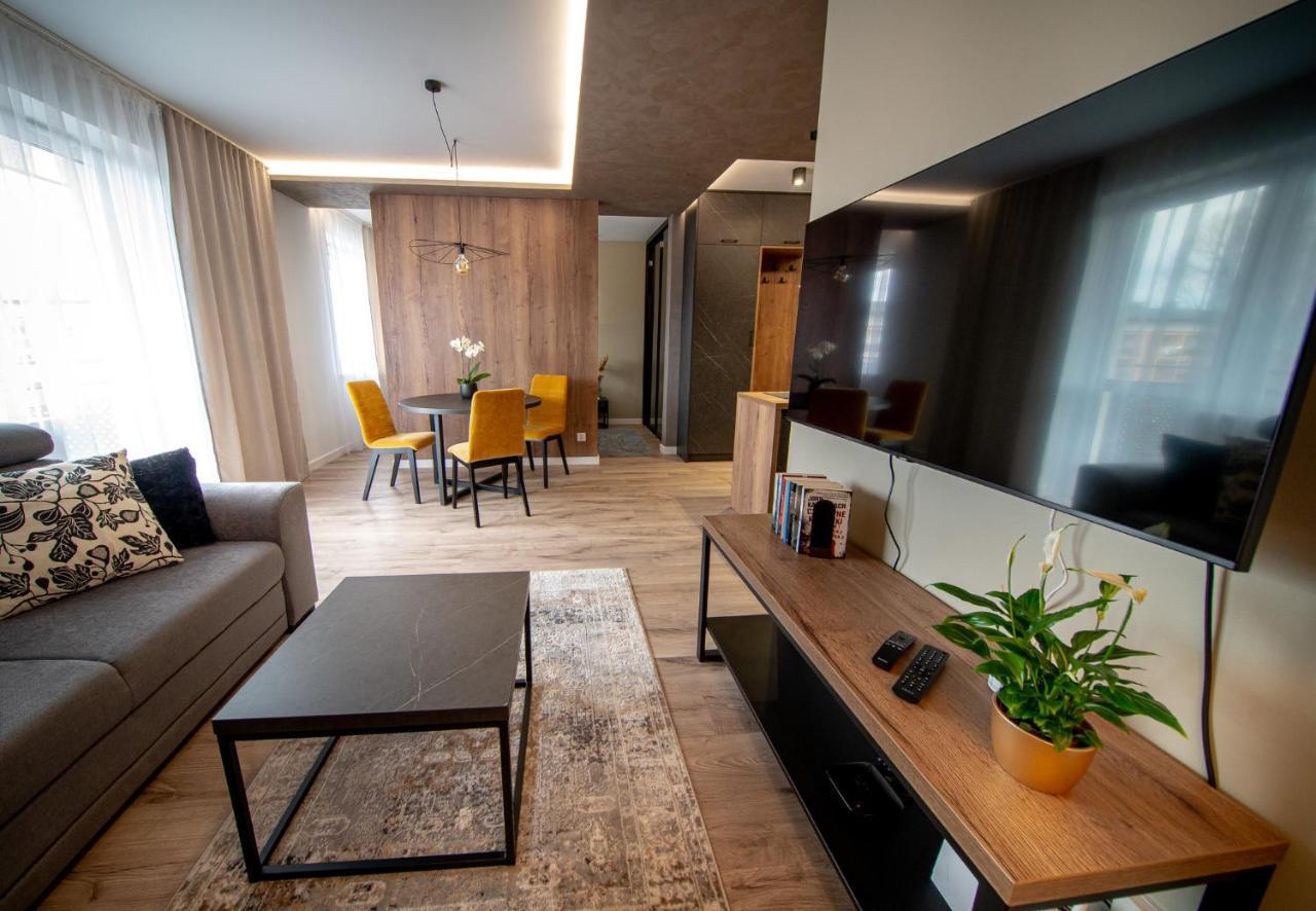 Apartament Z Klimatyzacja, บิวโกราย ภายนอก รูปภาพ