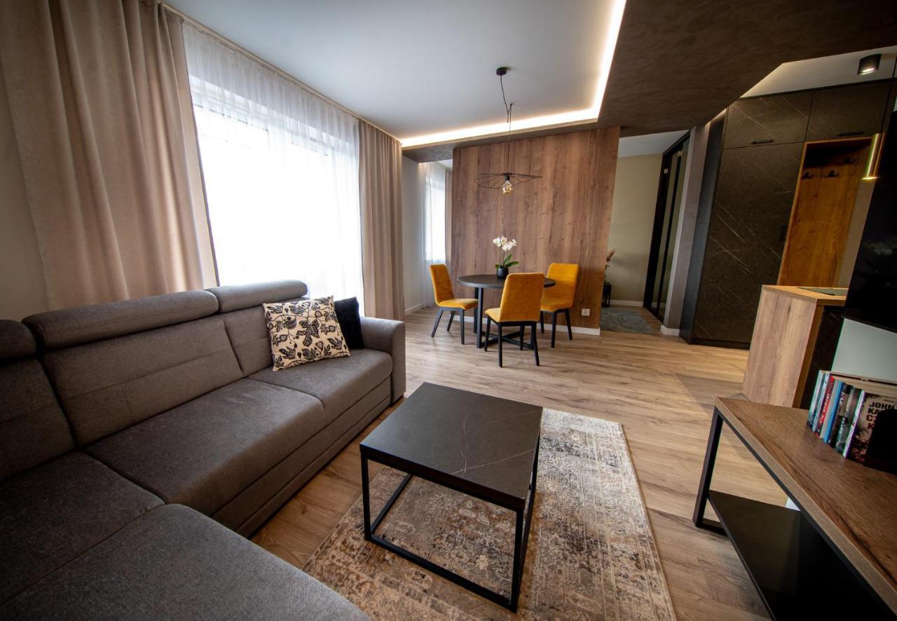 Apartament Z Klimatyzacja, บิวโกราย ภายนอก รูปภาพ