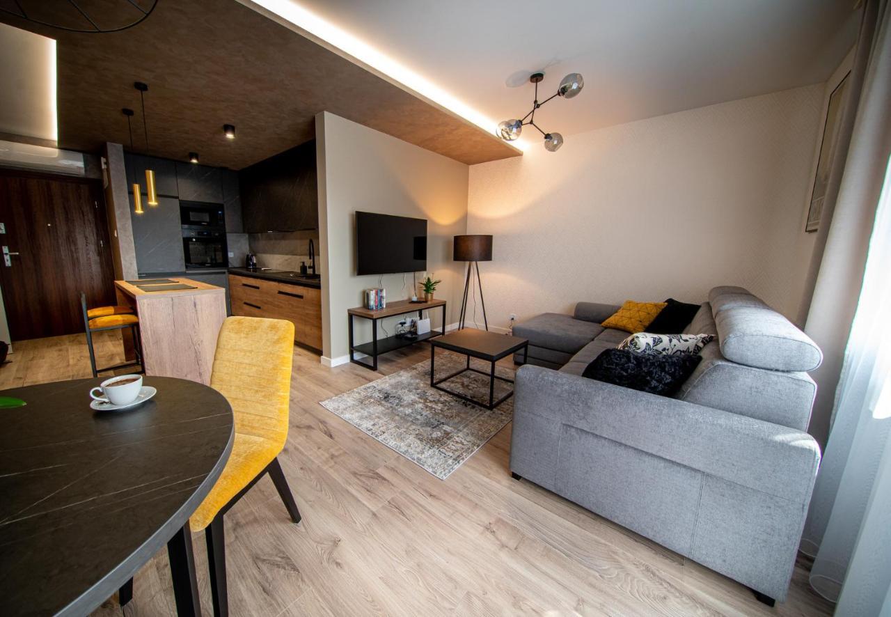Apartament Z Klimatyzacja, บิวโกราย ภายนอก รูปภาพ